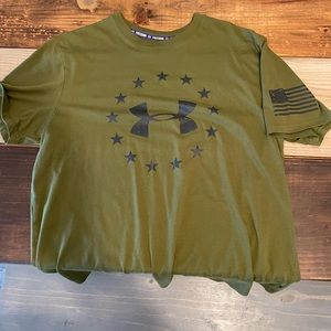 MENS sunder Armour Freedom Shirt Large